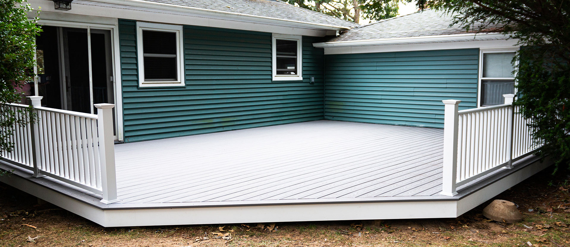 Deck Remodeling Banner